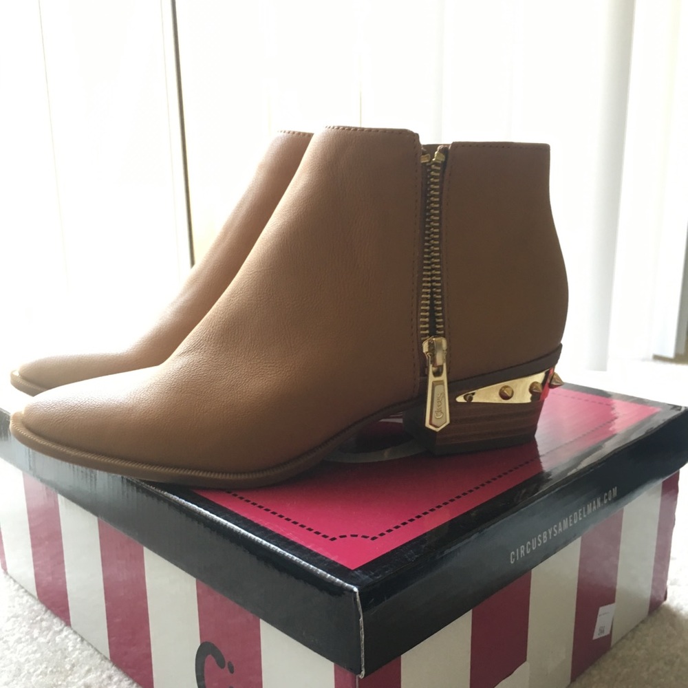Stylish Sam Edelman Brown Ankle Boot Worn Once